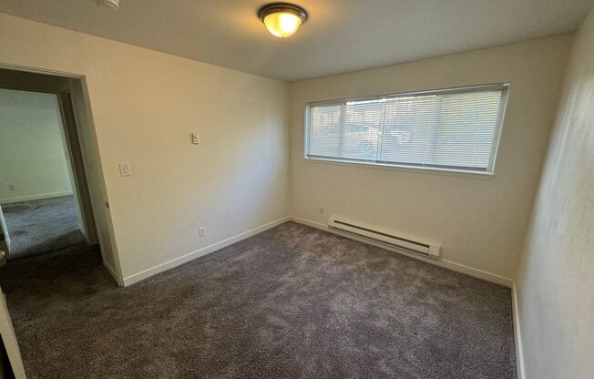 2 beds, 1 bath, $1,895, Unit 1