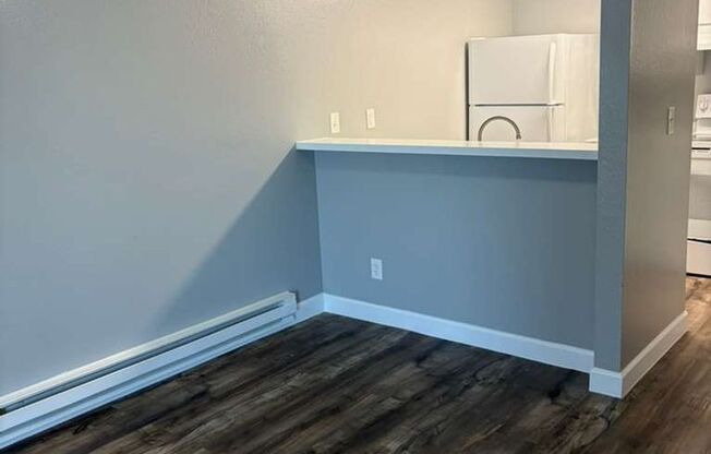 2 beds, 1 bath, 850 sqft, $1,575, Unit 1107 D5