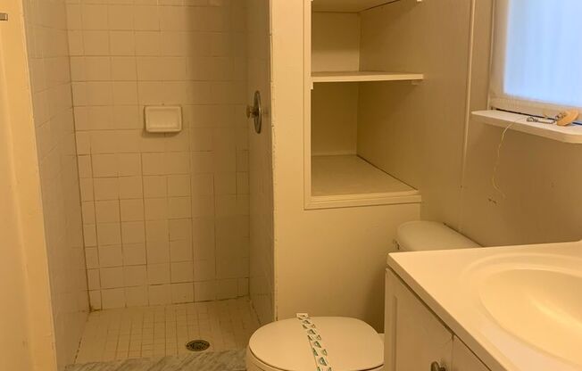 1 bed, 1 bath, $1,295