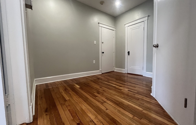 1 bed, 1 bath, $2,795, Unit 2FL-R