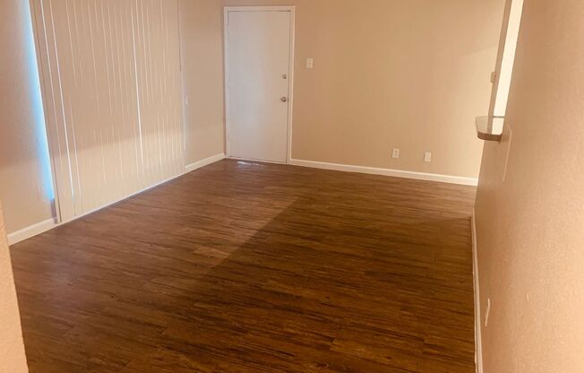 1 bed, 1 bath, 666 sqft, $1,175, Unit 1-230