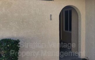 848 N STAPLEY DR