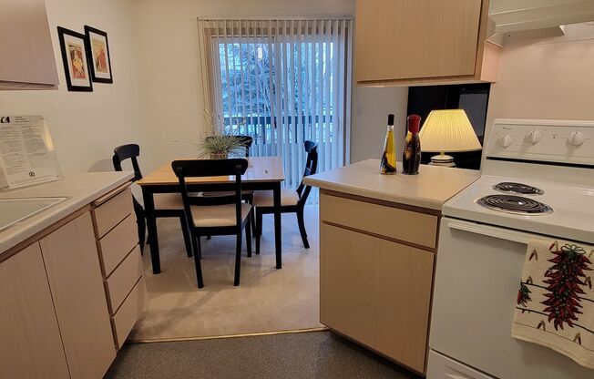 1 bed, 1 bath, 660 sqft, $1,055, Unit 118