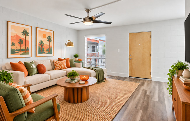 2 beds, 1 bath, 748 sqft, $1,749, Unit E67