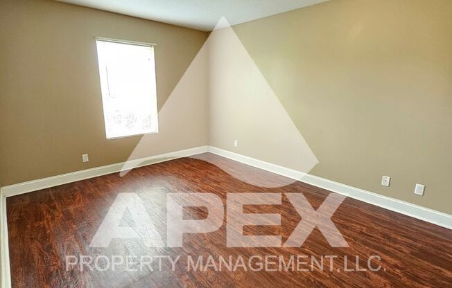 2 beds, 1 bath, $1,250, Unit 1217