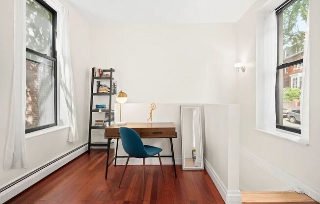 400 W 154 ST