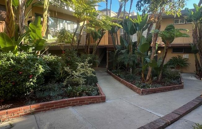 1326 N Flores Street