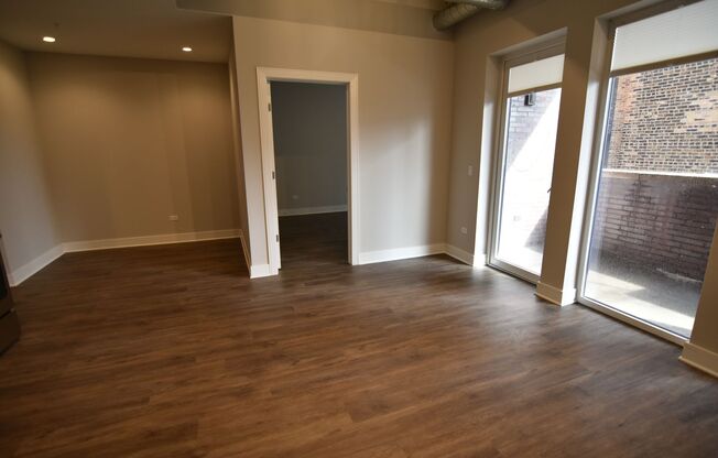 1 bed, 1 bath, 673 sqft, $3,200, Unit 3833-419