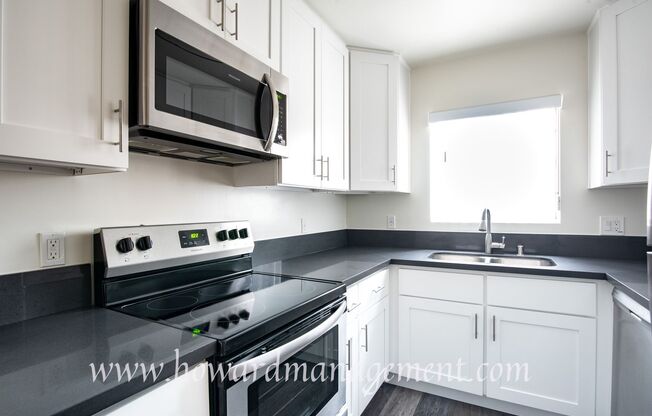 1 bed, 1 bath, $2,395, Unit 204