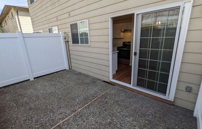 2 beds, 1.5 baths, 900 sqft, $1,425, Unit 7873