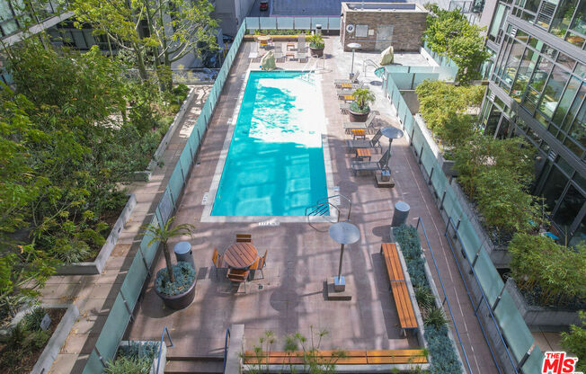 1 bed, 1 bath, 947 sqft, $3,300, Unit 1314