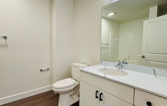 1 bed, 1 bath, 453 sqft, $2,450, Unit 410-408