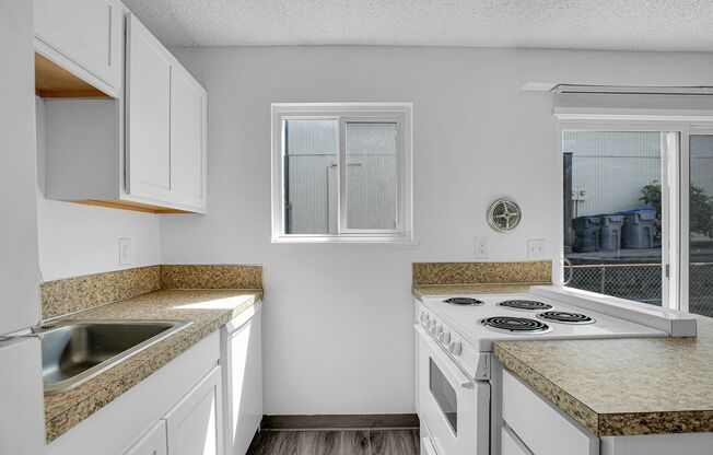#765 ALDERBROOK APARTMENTS