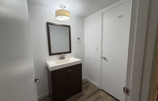 1 bed, 1 bath, 465 sqft, $1,215, Unit 113