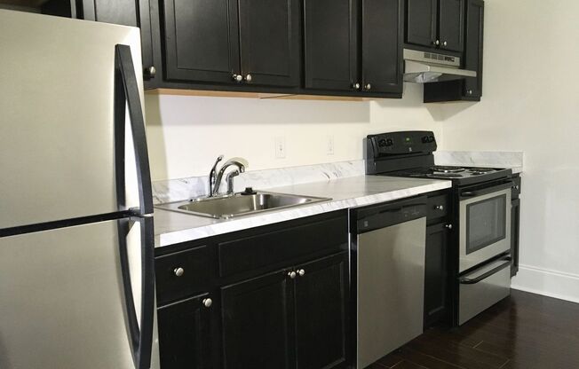 Studio, 1 bath, 1,200 sqft, $1,200, Unit 1038-3B