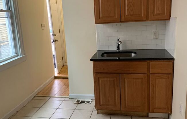 4 beds, 1 bath, $2,150, Unit #1