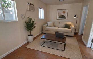 13453 1/4 FILMORE ST