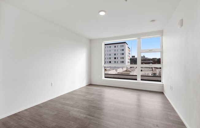 Studio, 1 bath, 320 sqft, $1,195, Unit 701