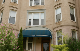 1122 COMMONWEALTH AVE