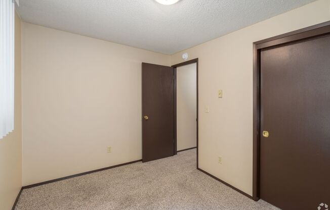 2 beds, 1 bath, 720 sqft, $1,095, Unit 88