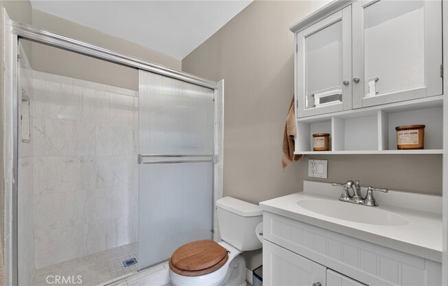 2 beds, 2 baths, 883 sqft, $2,595, Unit 333D