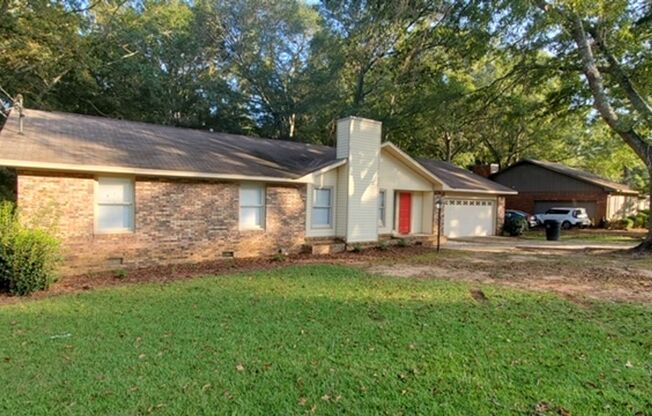 1711 Delhi Drive Opelika, AL 36801