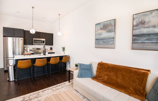 1 bed, 1 bath, 737 sqft, $1,780, Unit 501