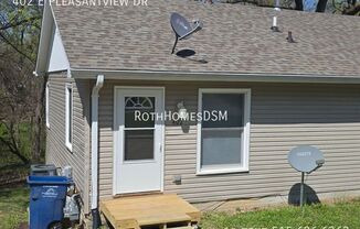 402 E PLEASANTVIEW DR
