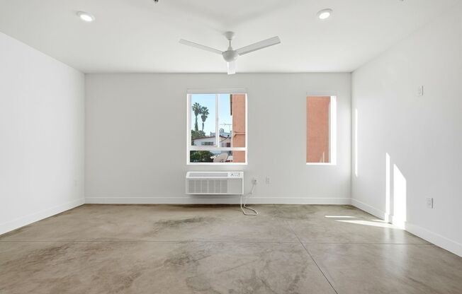 Studio, 1 bath, 330 sqft, $1,699, Unit 102-D