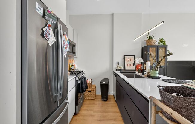 Studio, 1 bath, 534 sqft, $2,300, Unit 3449-413