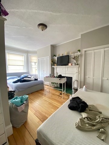 10 GLENVILLE AVE