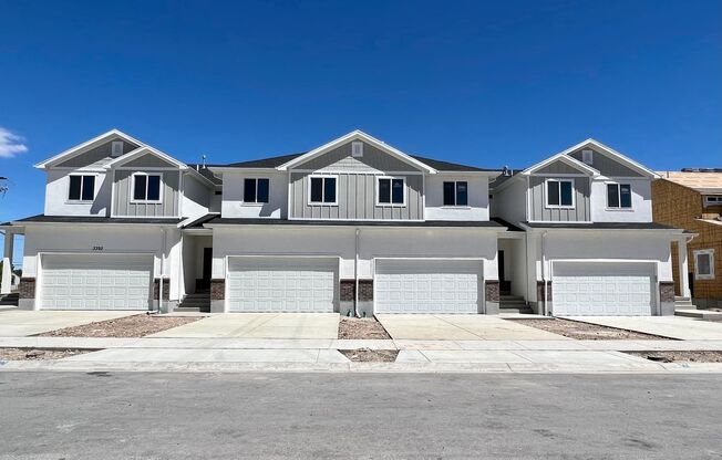 BEAUTIFUL RECENTLY BUILT TOWNHOMES FOR RENT - AVAILABLE NOW