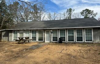 53 PARK LN