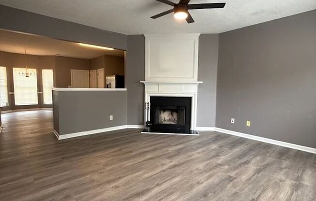Cozy & Spacious 3BR 2 Bath Home in Lithonia! ***Apply NOW and Get your FREE FIRST MONTH RENT***