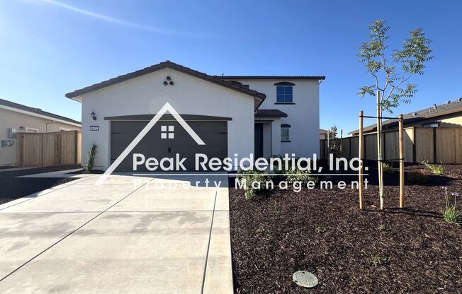 Brand New 4bd/3ba Home and Seperate 1bd/1ba Suite!