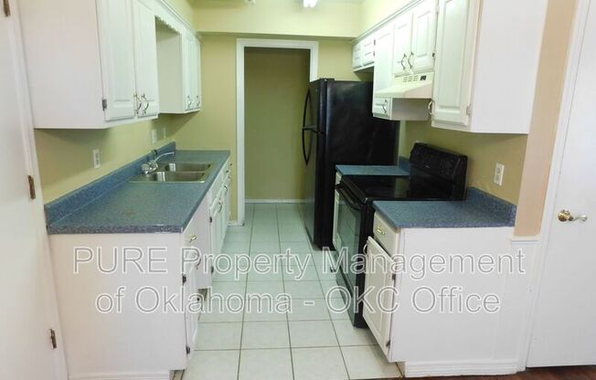4800 CINDERELLA DR