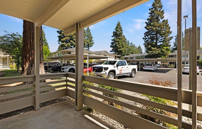 2 beds, 1 bath, 907 sqft, $1,545, Unit 068