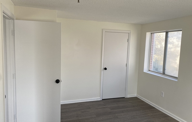 1 bed, 1 bath, 575 sqft, $2,000, Unit 208