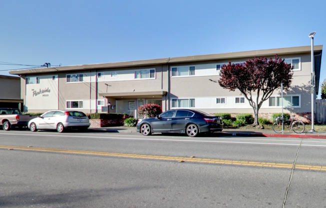 PARKSIDE APARTMENTS