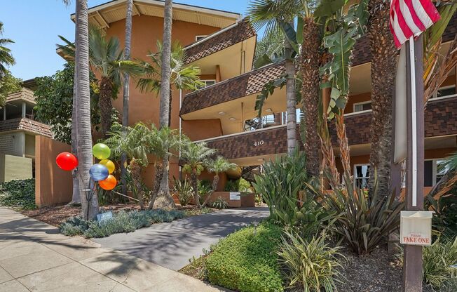 1 bed, 1 bath, 775 sqft, $2,545, Unit 41