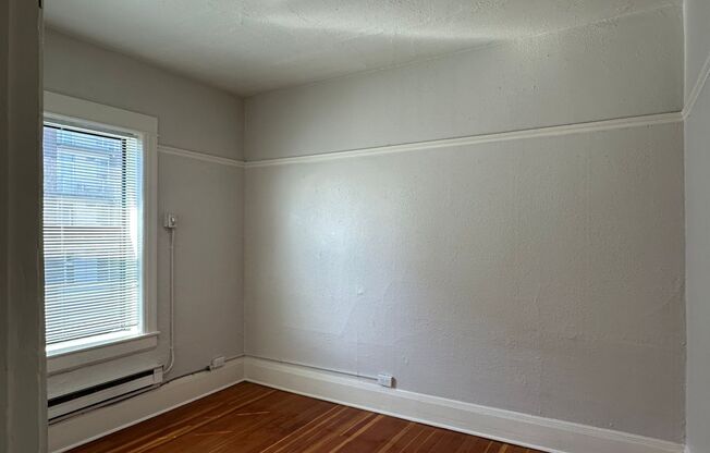 1 bed, 1 bath, 455 sqft, $1,095, Unit 307