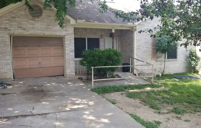 5404 Garden View