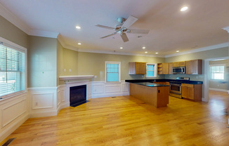 138 W 9 ST