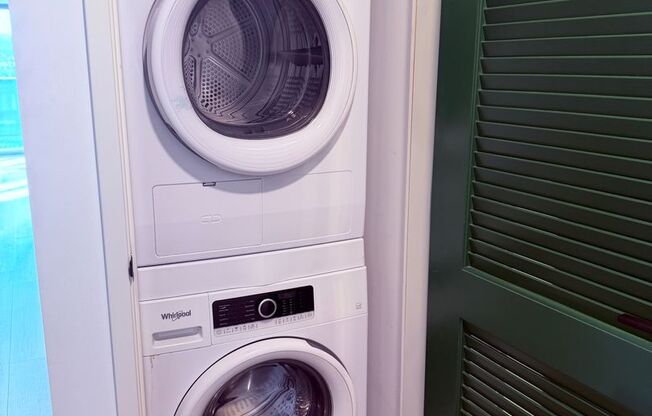 1 bed, 1 bath, 635 sqft, $1,900, Unit Unit 502