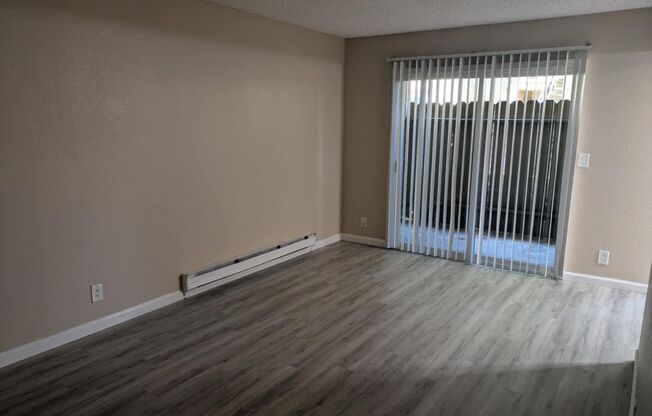 046 - Lillick Dr Apartments