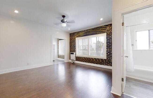 738 S. New Hampshire - 503
