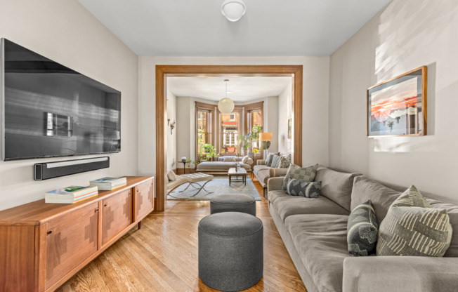 248 WINDSOR PL