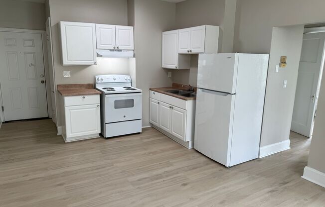 Two-Bedroom Available with Heat and Water Included
