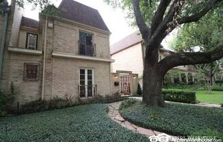 44 BYU POINTE AVE