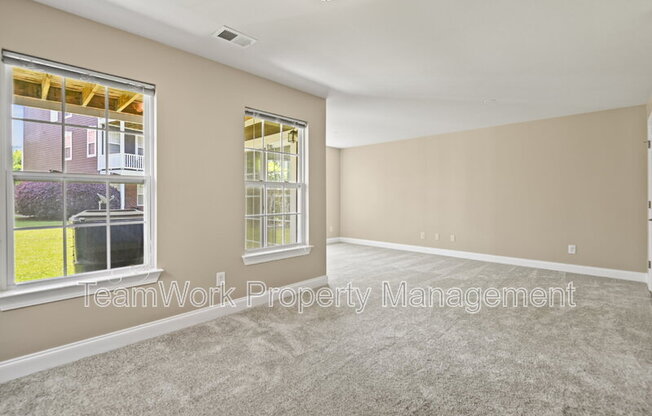 9034 PARLOR DR
